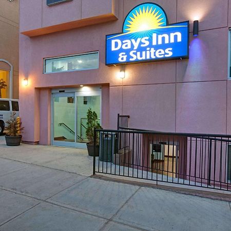 Days Inn & Suites By Wyndham Ozone Park/Jfk Airport Nova Iorque Exterior foto