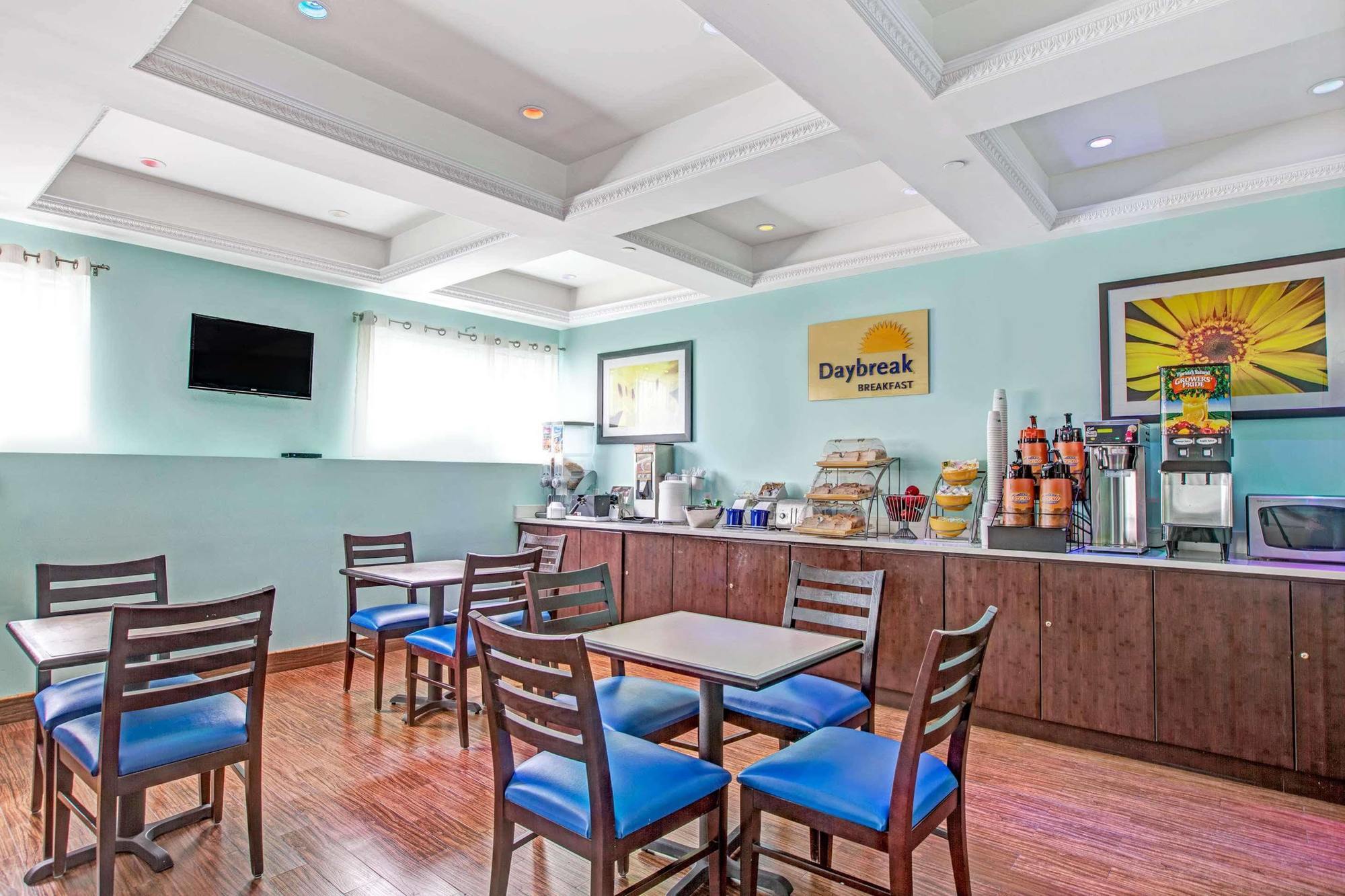 Days Inn & Suites By Wyndham Ozone Park/Jfk Airport Nova Iorque Exterior foto