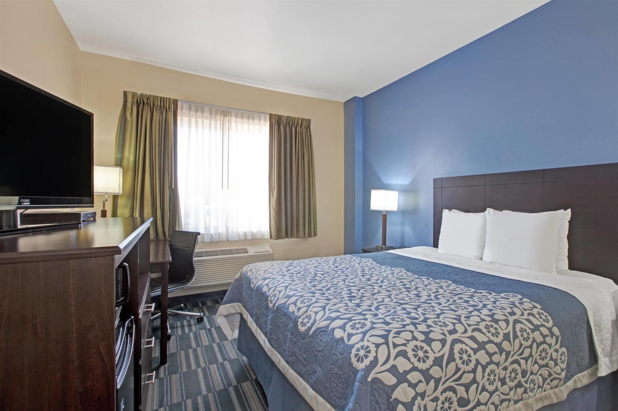 Days Inn & Suites By Wyndham Ozone Park/Jfk Airport Nova Iorque Exterior foto