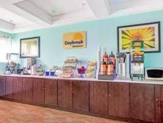 Days Inn & Suites By Wyndham Ozone Park/Jfk Airport Nova Iorque Exterior foto